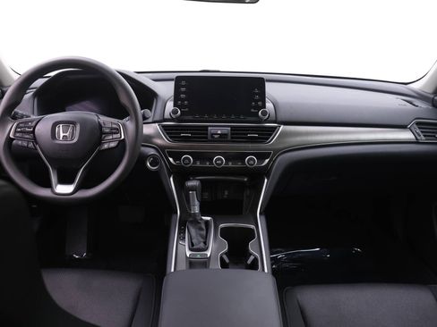 Used 2019 Honda Accord LX image 5