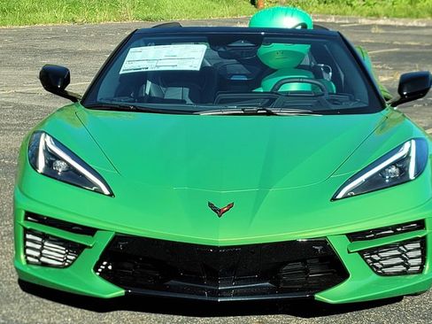 New 2026 Chevrolet Corvette Stingray Preferred Conv RWD image 4