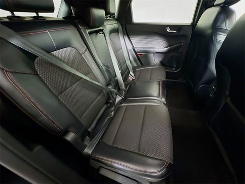 Used 2024 Ford Escape ST-Line image 24