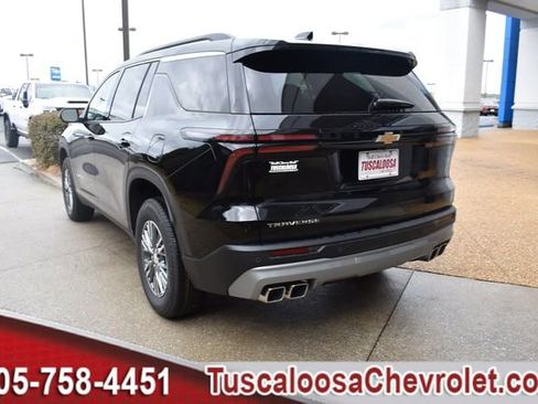 New 2025 Chevrolet Traverse LT w/ Driver Confidence Package image 7