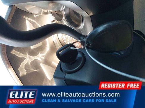 Used 2012 Chevrolet Silverado 1500 LT image 21