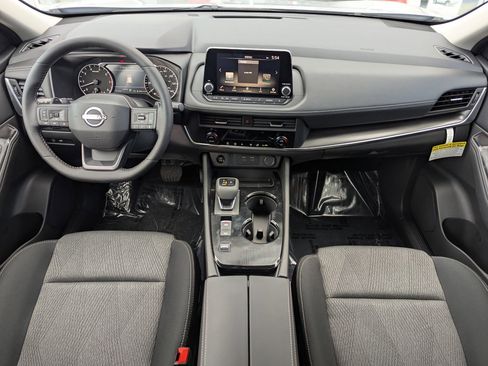 New 2026 Nissan Rogue SV image 10