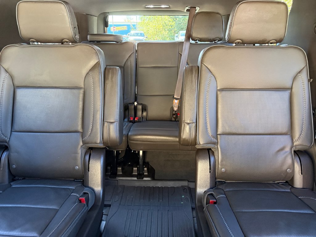Used 2024 GMC Yukon Denali AWD/4WD image 24