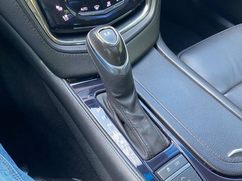 Used 2019 Cadillac CTS Luxury RWD image 36