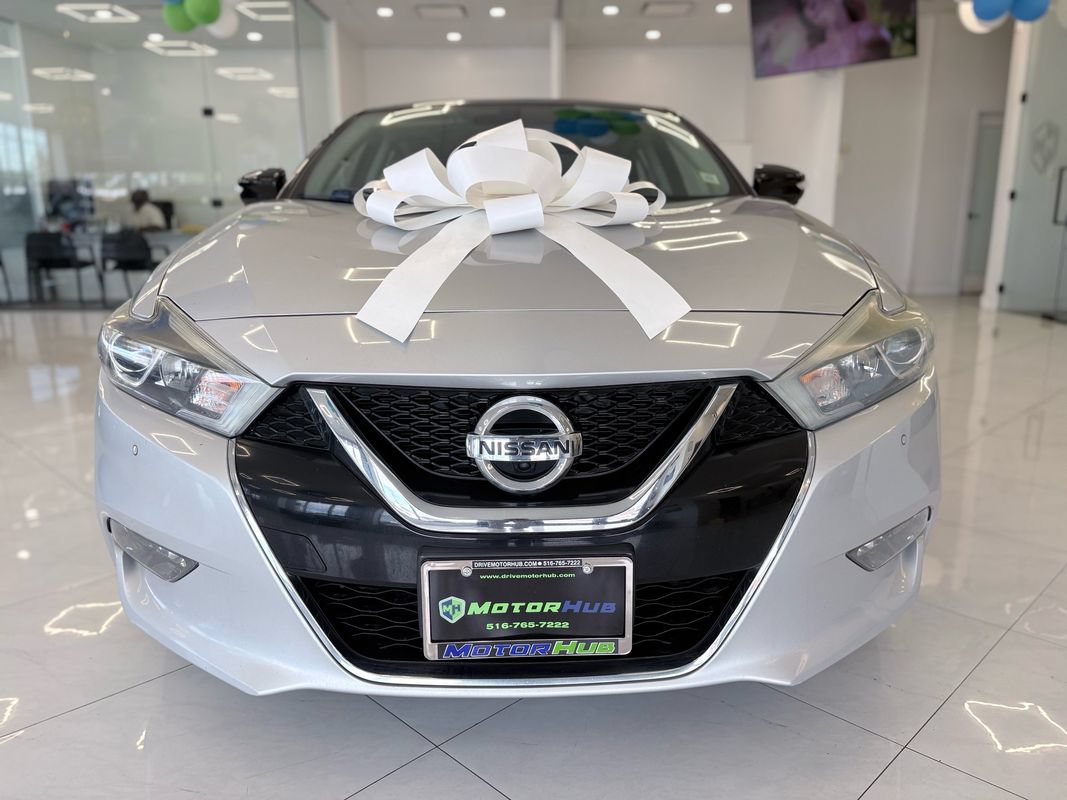 Used 2018 Nissan Maxima Platinum FWD image 2