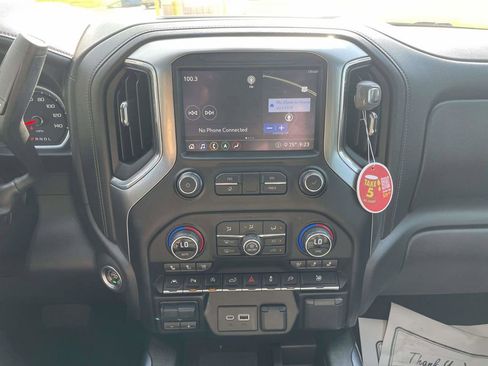 Used 2020 Chevrolet Silverado 1500 LTZ w/ LTZ Premium Package image 22