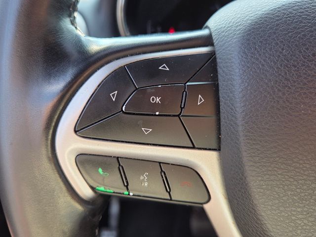 Used 2022 Jeep Grand Cherokee Laredo E w/ Security & Convenience Group RWD image 24