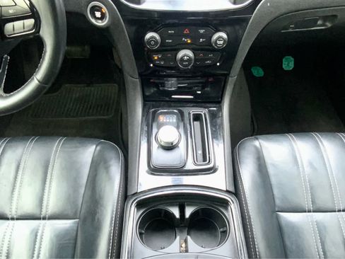 Used 2017 Chrysler 300 S w/ 300S Premium Group image 43