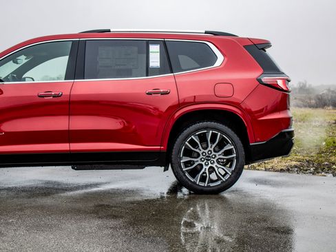 New 2026 GMC Acadia Denali Ultimate w/ LPO, All-Weather Package image 44