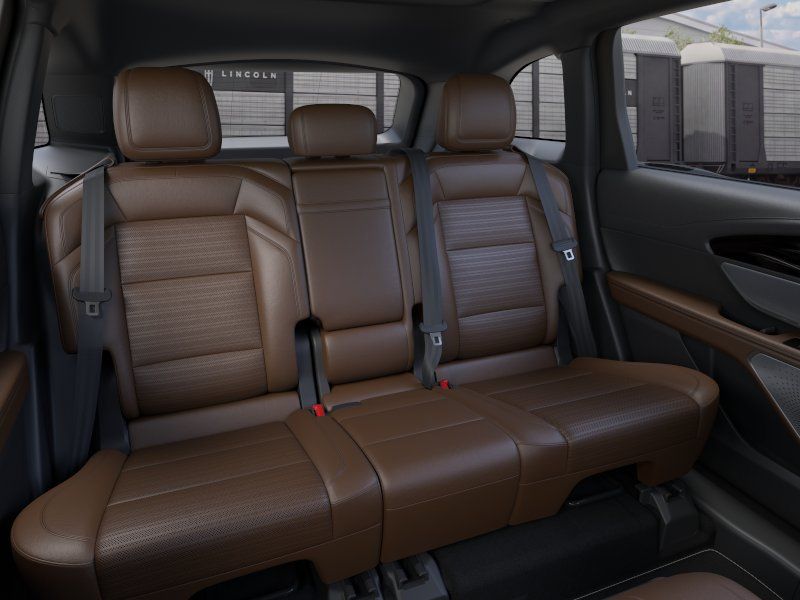 New 2026 Lincoln Nautilus Reserve AWD/4WD image 35
