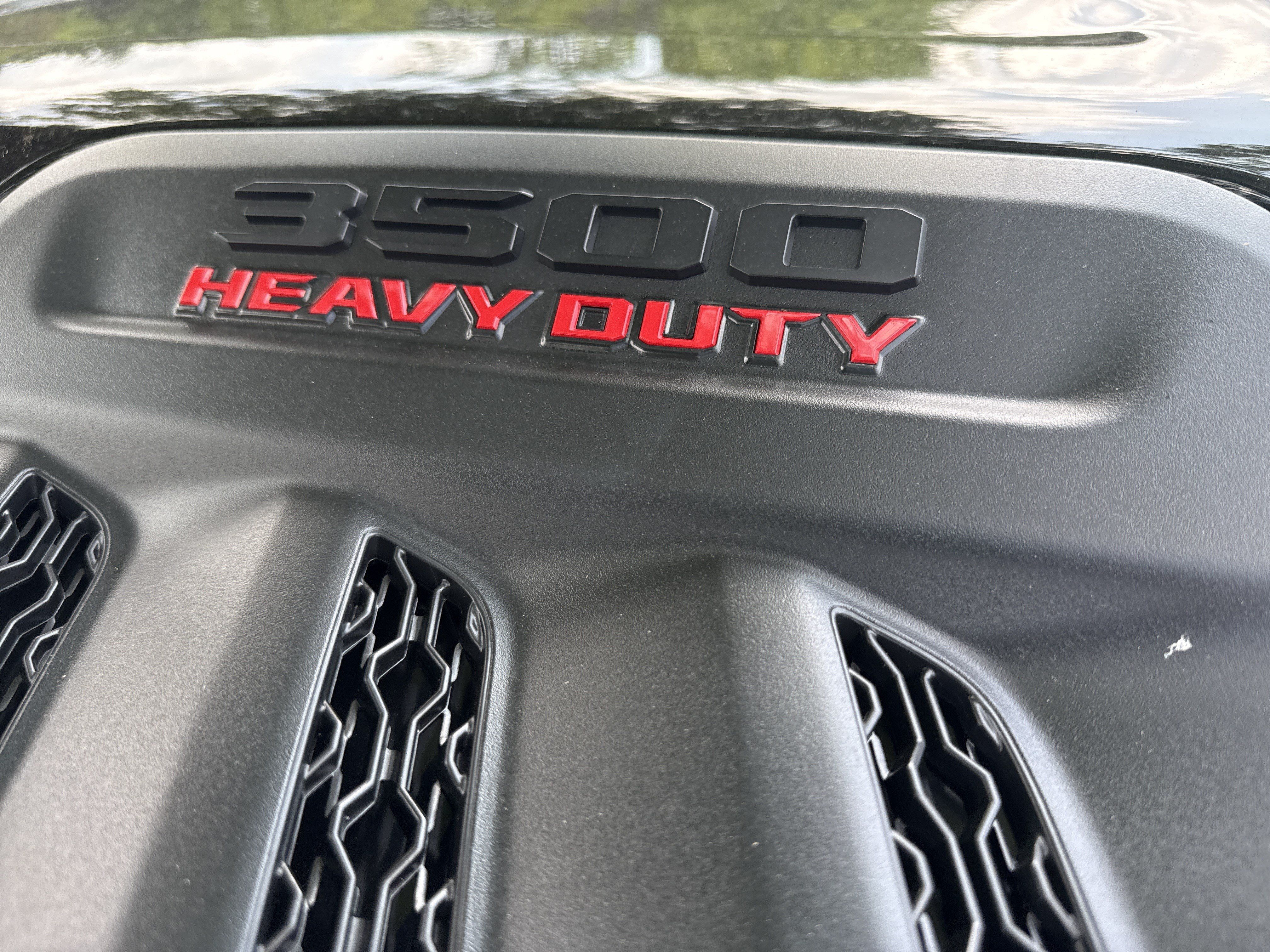 New 2026 RAM 3500 Laramie AWD/4WD image 12