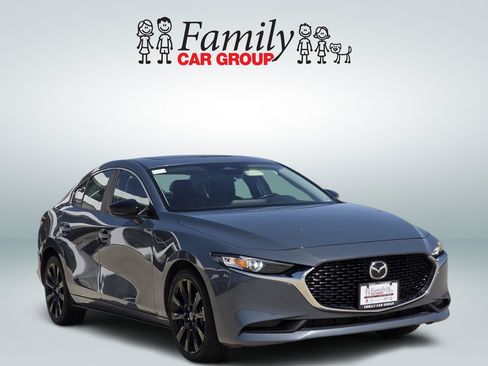 Used 2024 MAZDA MAZDA3 s AWD/4WD image 2