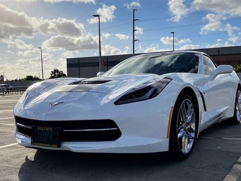 Used 2014 Chevrolet Corvette Stingray Coupe RWD image 1