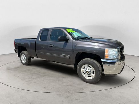 Used 2011 Chevrolet Silverado 2500 LT w/ Snow Plow Prep Package AWD/4WD image 8