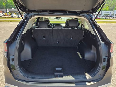 Used 2025 Kia Sportage EX FWD image 25