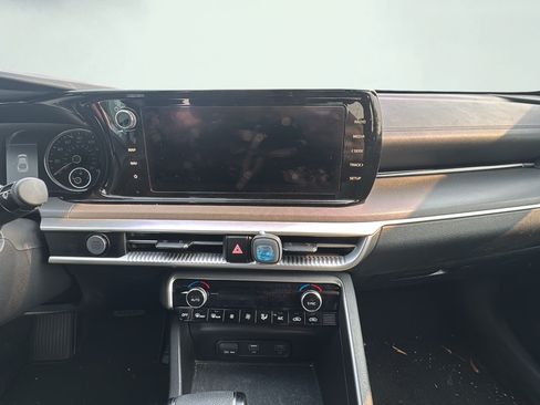 Used 2022 Kia K5 GT-Line FWD image 41