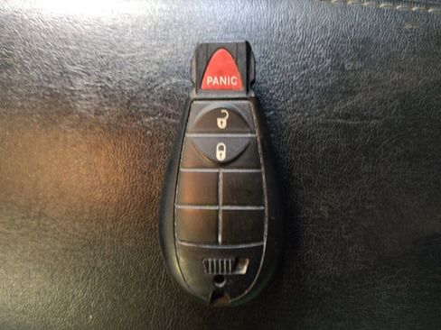 Used 2020 Jeep Cherokee Latitude image 32