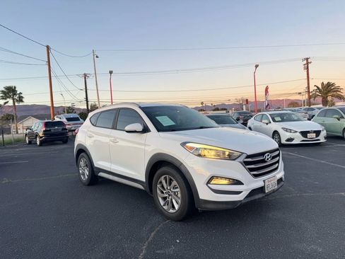 Used 2018 Hyundai Tucson SEL Plus image 11