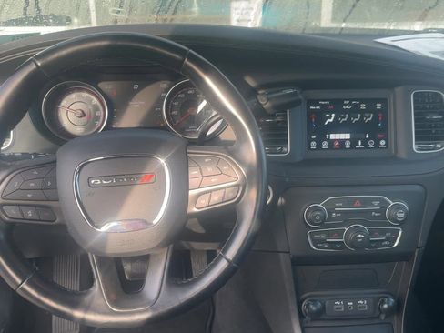 Used 2023 Dodge Charger Police AWD/4WD image 4