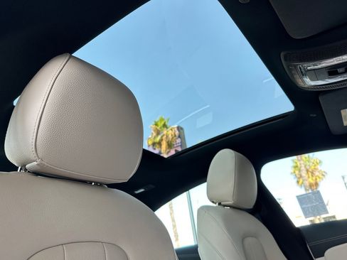 Certified 2025 Mercedes-Benz CLA 250 image 18