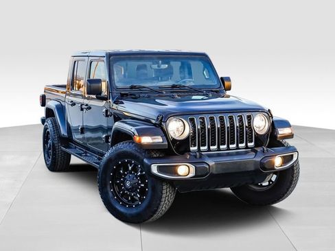 Certified 2023 Jeep Gladiator Overland w/ Popular Equipment Package image 2