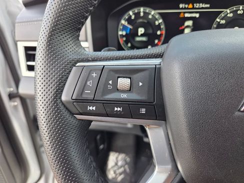 Used 2024 Mitsubishi Outlander SEL FWD image 30