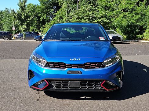Used 2023 Kia Forte GT-Line w/ GT-Line Premium Package FWD image 2