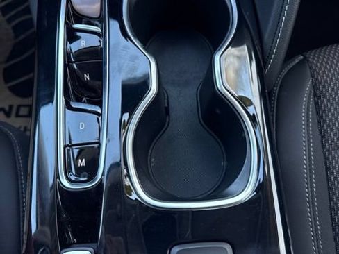 Certified 2022 Buick Envision Preferred FWD image 27