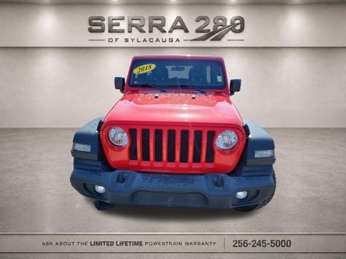 Used 2018 Jeep Wrangler Unlimited Sport S AWD/4WD image 2