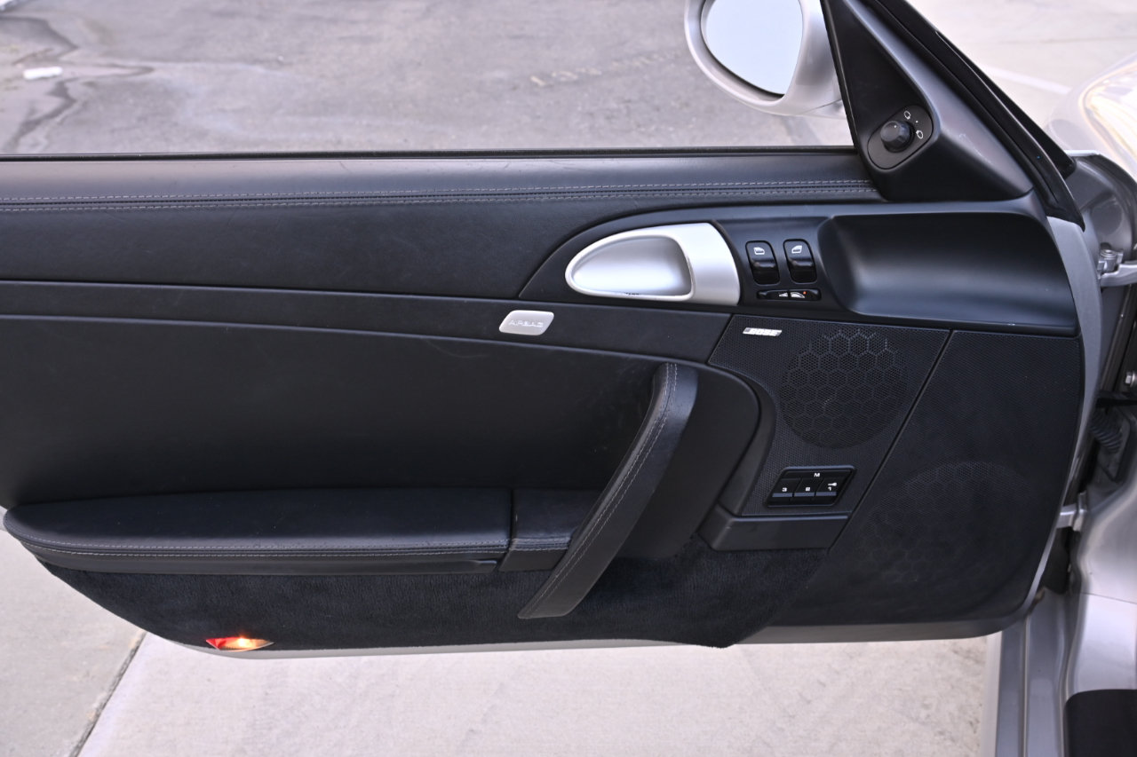 Used 2005 Porsche 911 Carrera S RWD image 43