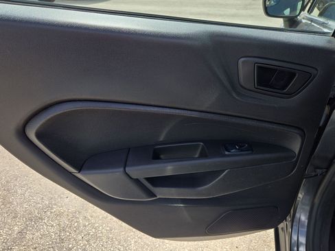 Used 2019 Ford Fiesta SE w/ Equipment Group 201A image 14