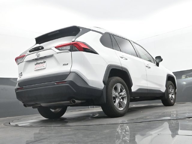 Used 2024 Toyota RAV4 XLE w/ Convenience Package FWD image 11