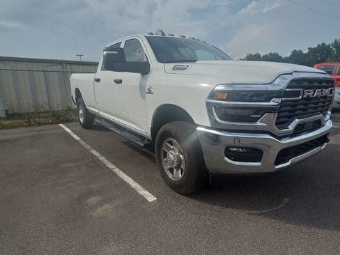 Used 2025 RAM 2500 Tradesman AWD/4WD image 5
