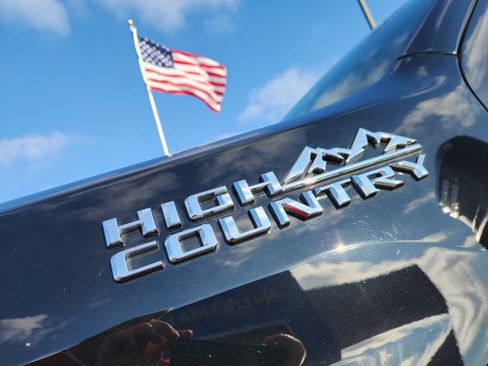 Used 2022 Chevrolet Silverado 3500 High Country w/ Z71 Off-Road Package image 10