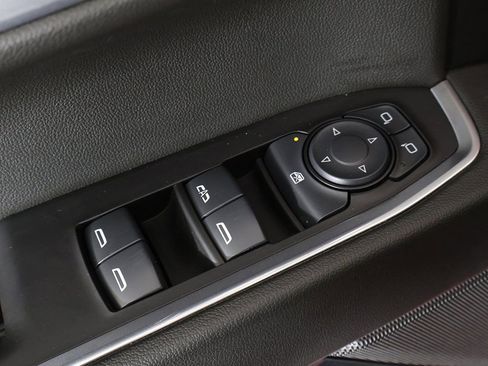 Used 2025 Chevrolet Silverado 1500 LT image 35