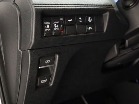 Used 2023 Honda Odyssey Touring image 14