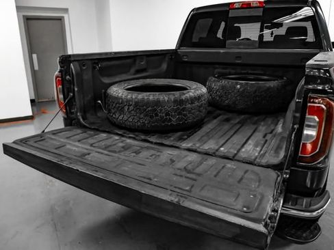 Used 2018 GMC Sierra 1500 SLT AWD/4WD image 68