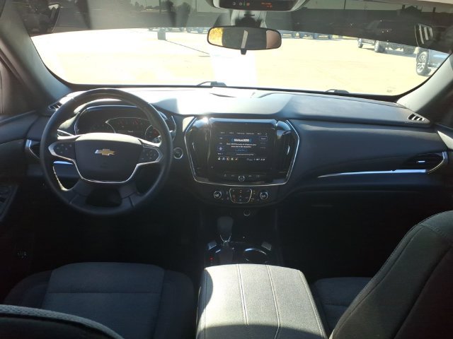 Used 2023 Chevrolet Traverse LT FWD image 7