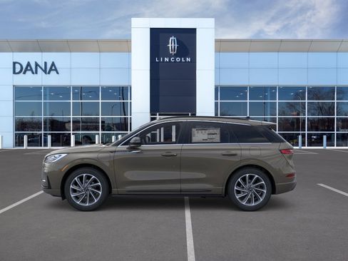 New 2026 Lincoln Corsair Grand Touring AWD/4WD image 3