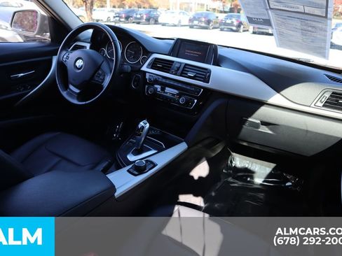 Used 2018 BMW 320i Sedan image 22