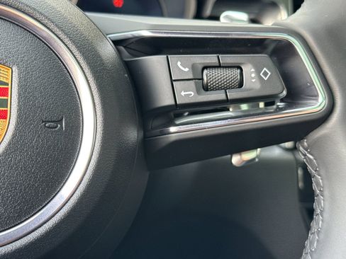 New 2026 Porsche Macan image 28