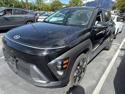 Used 2025 Hyundai Kona SEL AWD/4WD image 1