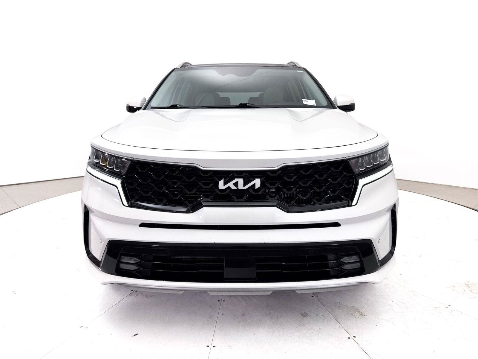 Used 2023 Kia Sorento EX w/ Panoramic Sunroof Package FWD image 15