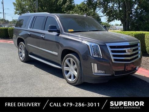 Used 2016 Cadillac Escalade ESV Luxury AWD/4WD image 1