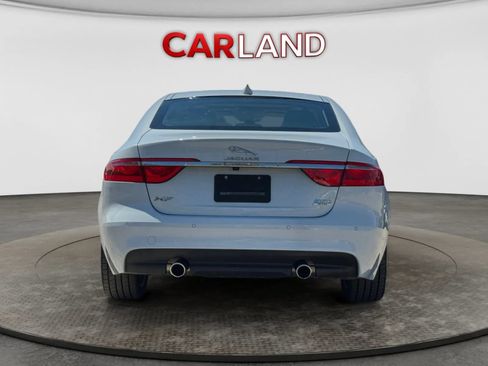 Used 2016 Jaguar XF Premium AWD/4WD image 5