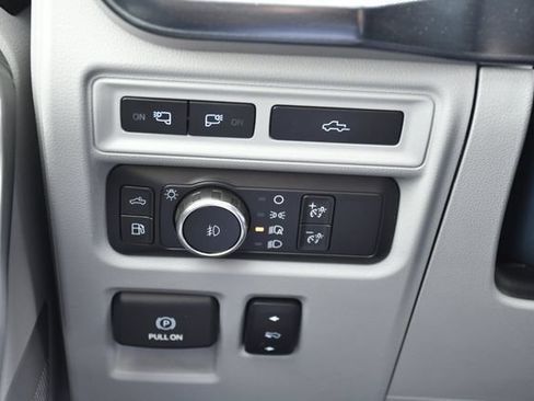 Used 2021 Ford F150 Limited AWD/4WD image 22