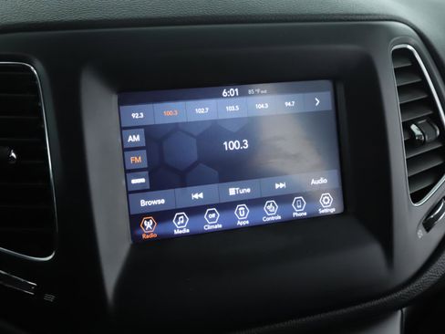 Used 2021 Jeep Compass Latitude w/ Convenience Group image 11