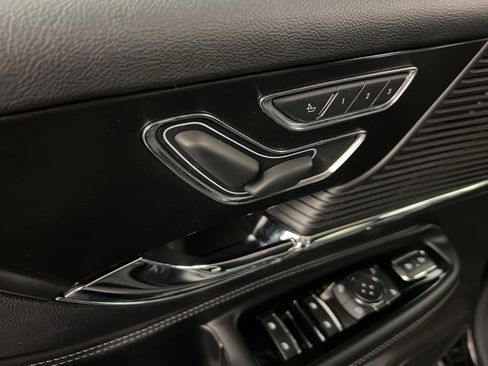 Used 2022 Lincoln Corsair AWD w/ Equipment Group 101A image 29