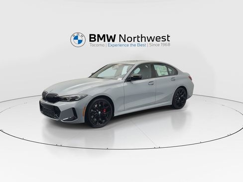 New 2026 BMW 330i xDrive Sedan w/ M Sport Package AWD/4WD image 9