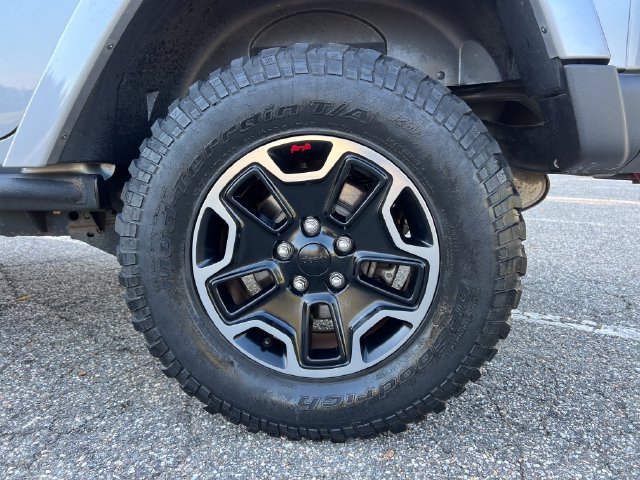Used 2016 Jeep Wrangler Unlimited Rubicon AWD/4WD image 16